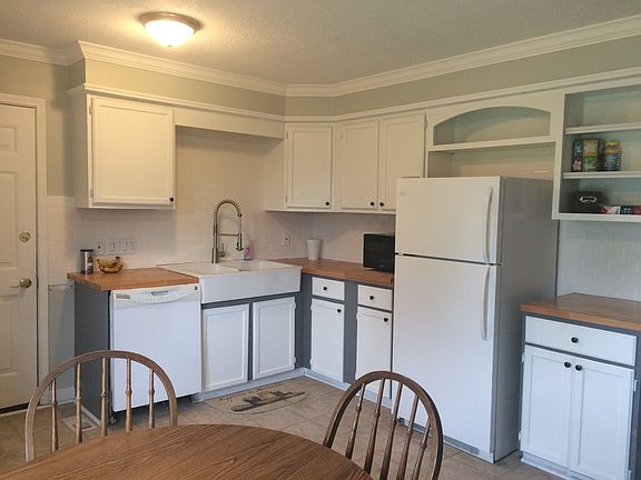 4th image of 15 Myrenia Ave