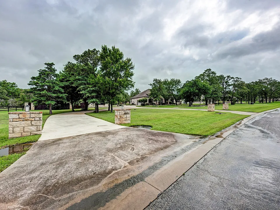 170 Stephen F Austin Blvd