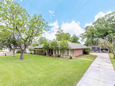 705 Dawes Dr, Denham Springs, LA, 70726