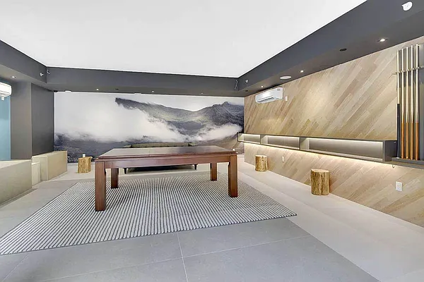 Rented by Artur Gutman, LREB | media 60