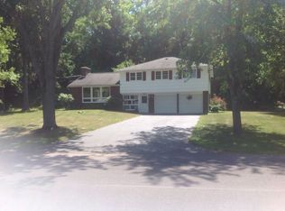 4928 Elgin Cir, Syracuse, NY 13215