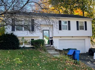 645 Pine Rock Ave, Hamden, CT 06514