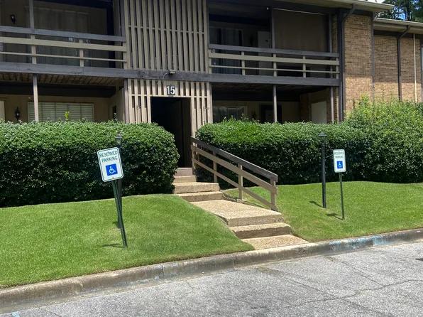 2812 Georgetown Dr Unit 1526, Hoover, AL 35216