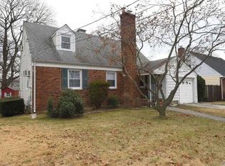 1863 Jane St, Wantagh, NY 11793