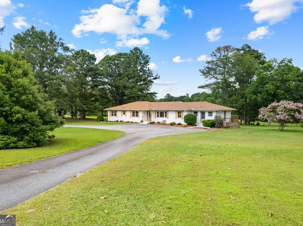 1367 Sharpsburg McCollum Rd, Sharpsburg, GA 30277