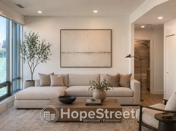 989 Nelson St #811, Vancouver, BC V6Z 2S1