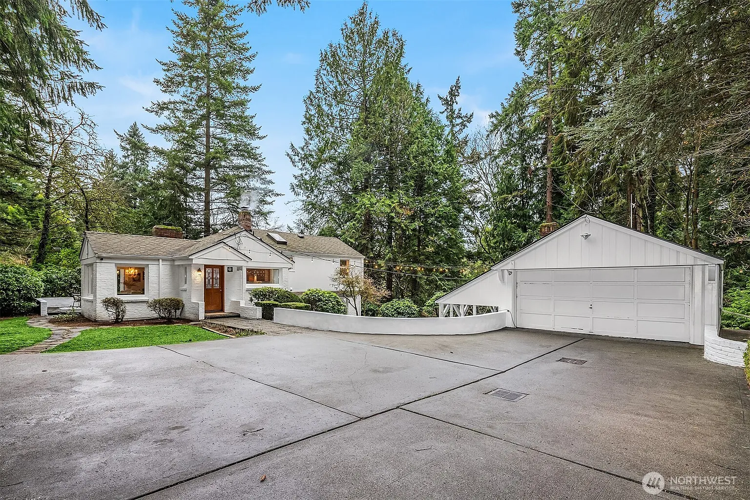 17899 40th Avenue NE photo 1