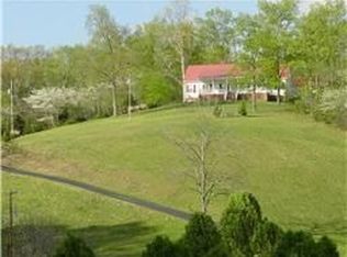 3406 Blackburn Rd, Santa Fe, TN 38482