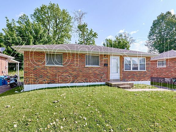 3rd image of 9537 Cote Brilliante Ave