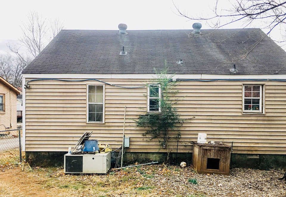 2nd image of 103 Eastmoreland St