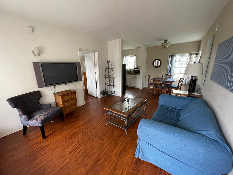 1st image of 1165 Stanford St #4