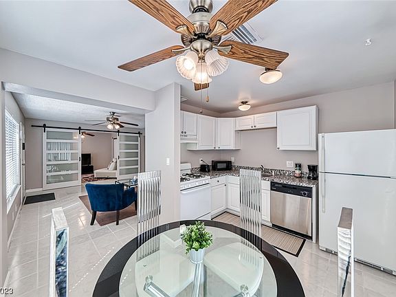 5th image of 4012 Calle Mirador
