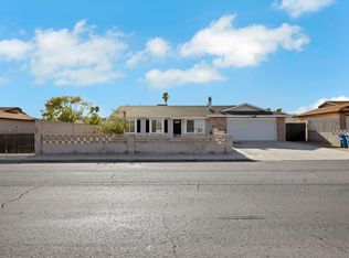 932 N Major Ave, Henderson, NV 89015