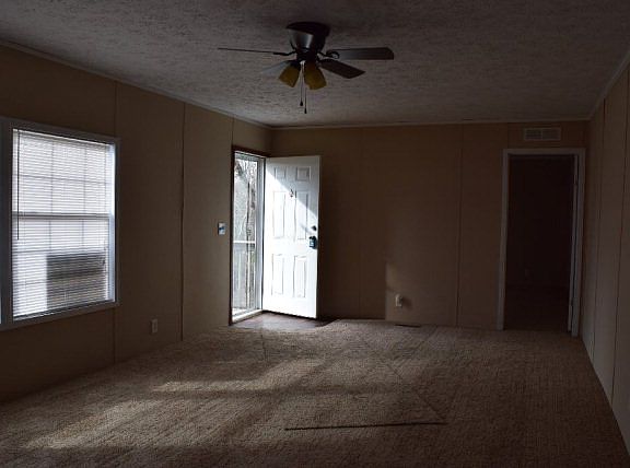 2nd image of 203 Industrial Dr
