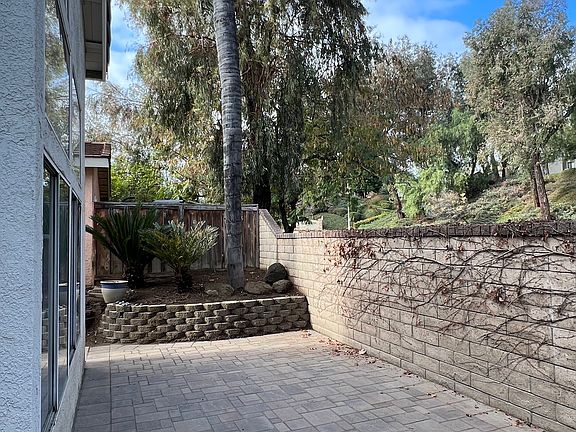 5th image of 2766 Fairlane Pl