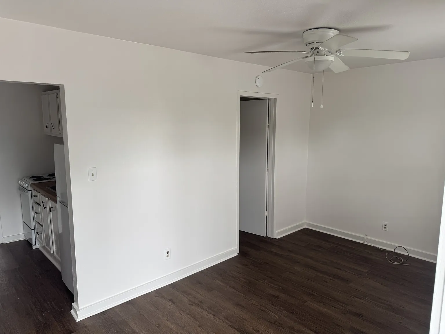 1313 McNutt Road — Photo 1