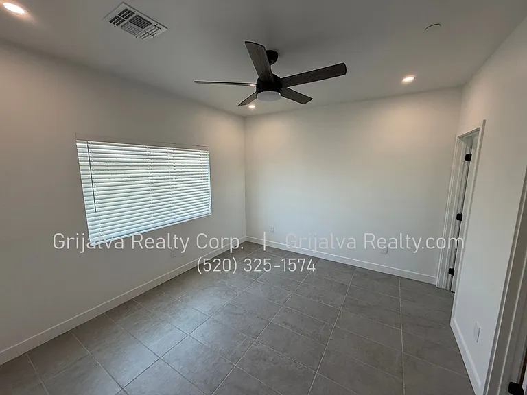 502 Fremont — Photo 14