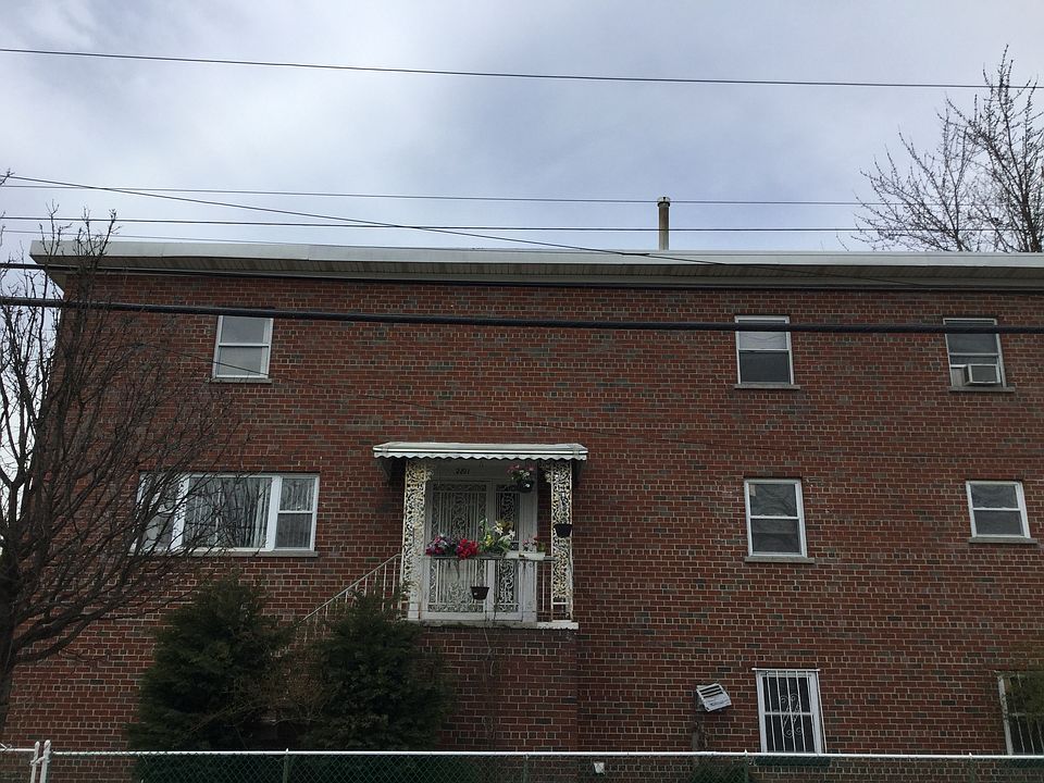1st image of 2811 Lawton Ave