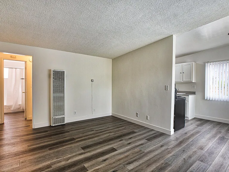 Haskell Apartments — Photo 7