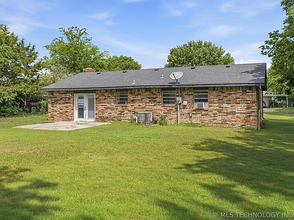 4th image of 263 Wisteria St