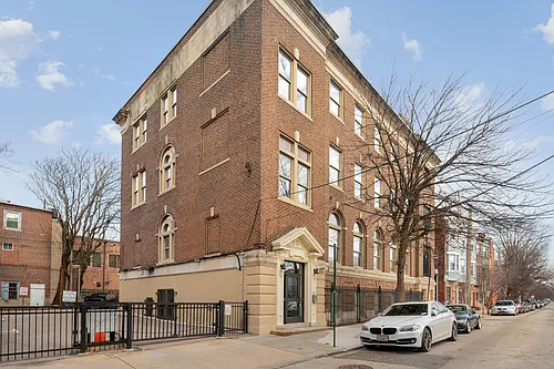 Queen Village Lofts Photo 1