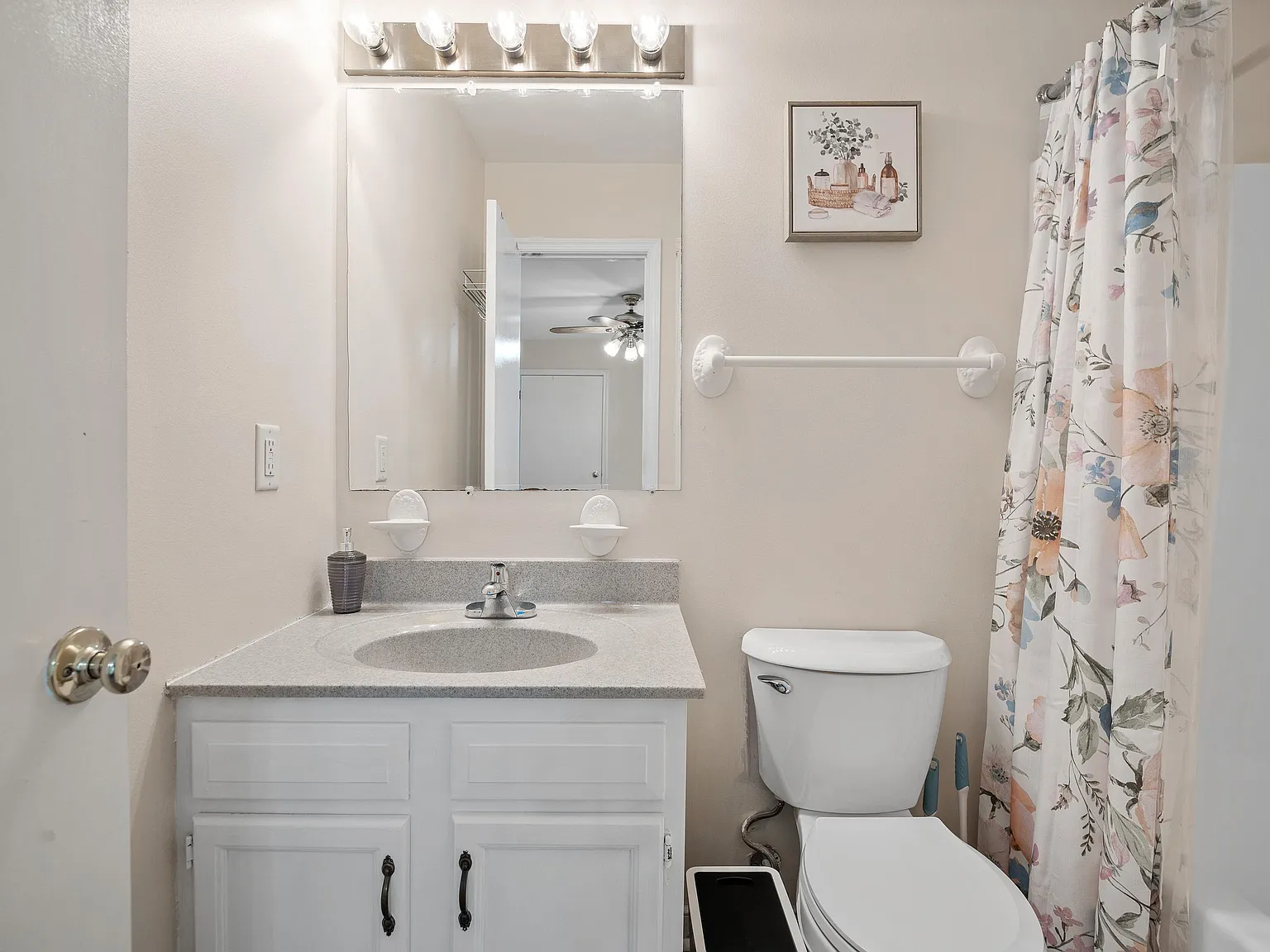 4 bed, 3.0 bath, 1752 sqft, $1,343 — Photo 3