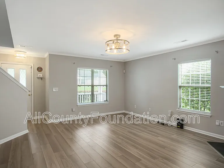 107 Broken Branch Dr — Photo 23
