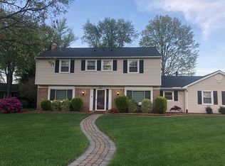4117 Maureen Ln, Fairfax, VA 22033