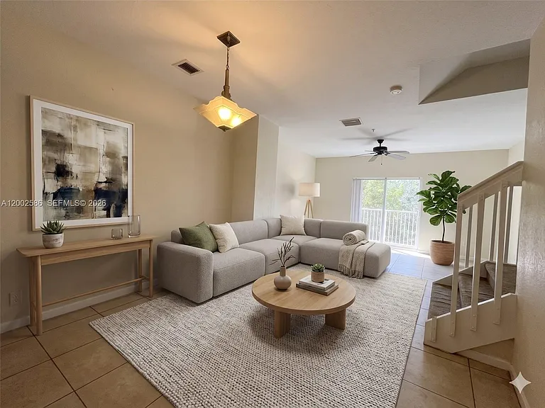 1751 NE 6th St #1207 — Photo 2