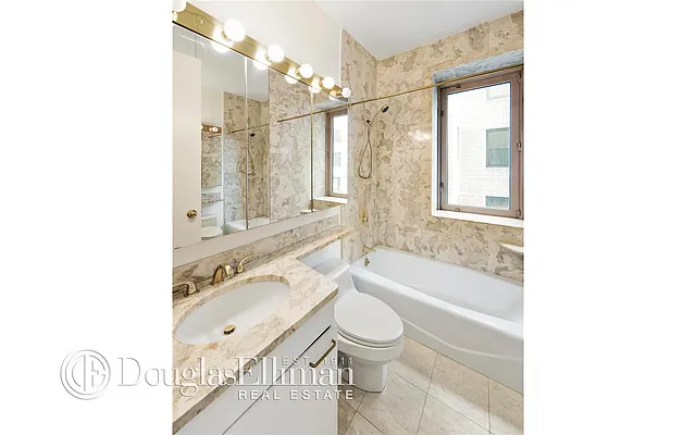 Rented by Douglas Elliman | media 29