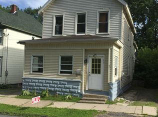 17 5th St, Gloversville, NY 12078