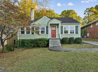 1114 Winburn Dr, East Pt, GA 30344