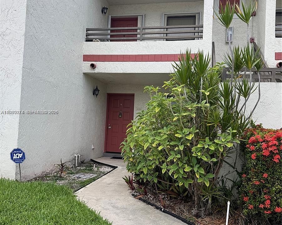 1st image of 1226 N Hiatus Rd #1226