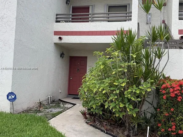 1226 N Hiatus Rd #1226, Hollywood, FL 33026