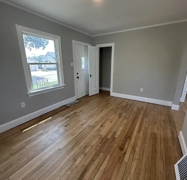 612 13th St NW — Photo 10
