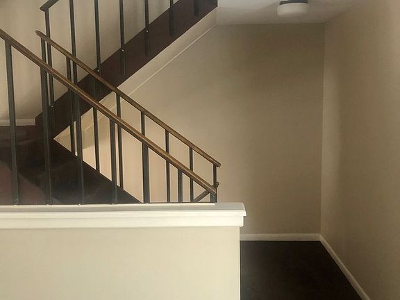 4th image of 4915 W Genesee St APT F2