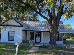105 E Evans St, Leander, TX 78641