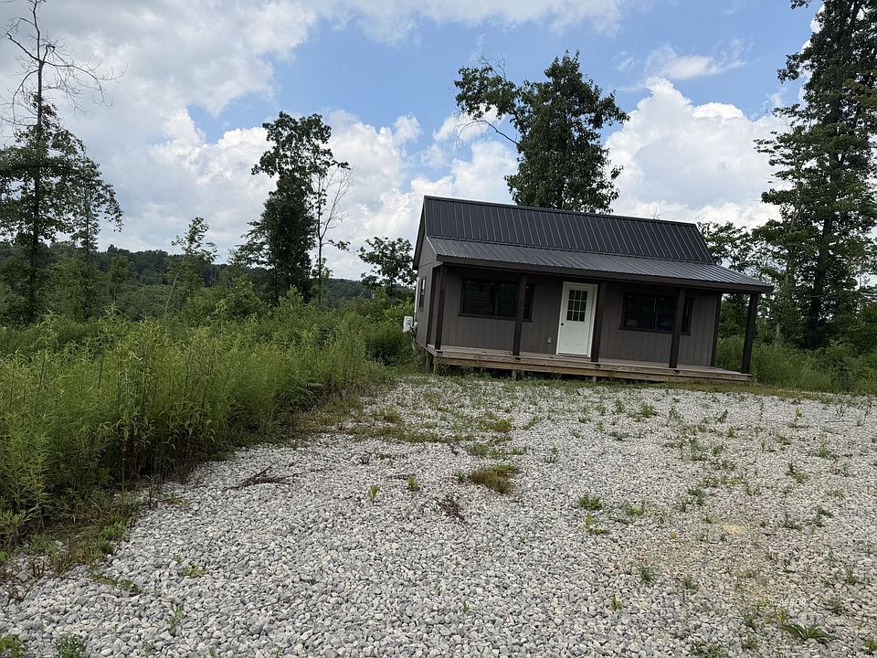 2nd image of 34584 Huston Rd