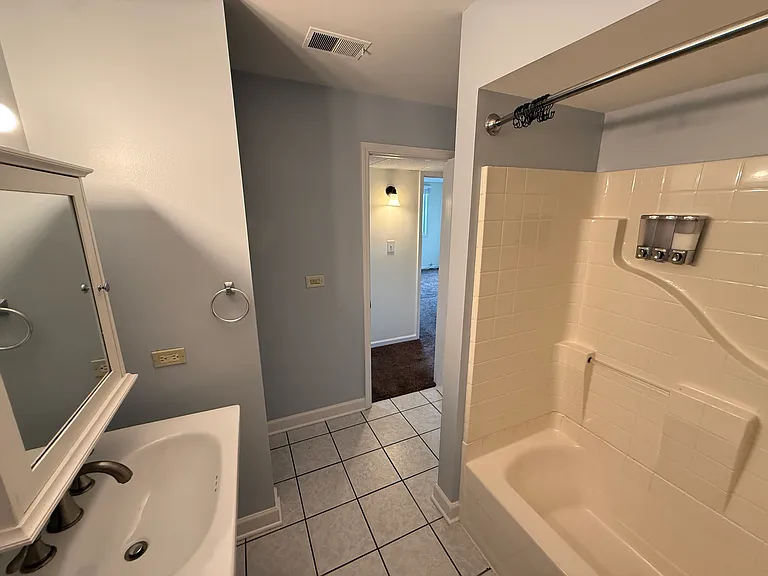 2600 Brookwood Way Dr #103 — Photo 8
