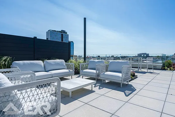 Rented by EXR | media 23