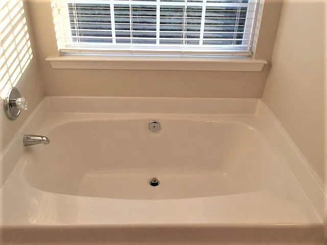 9340 Stawell Dr — Photo 10
