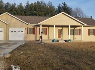 73 S Shores, Sullivan, IL