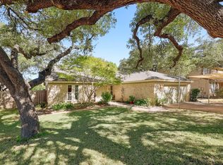 1400 Doonesbury Dr, Austin, TX 78758