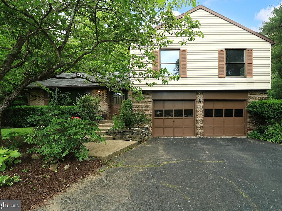 1st image of 485 Cricklewood Dr