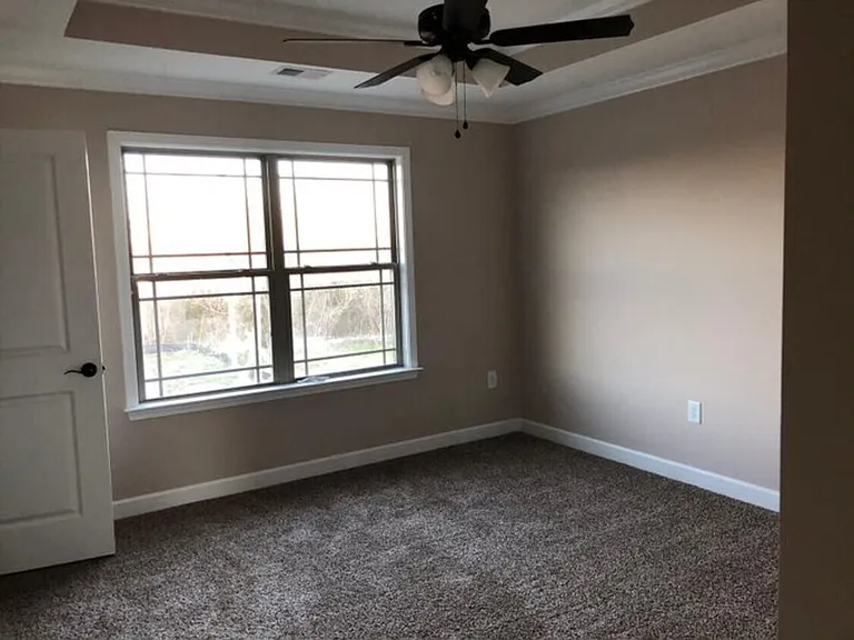66 Bellvue Dr — Photo 7