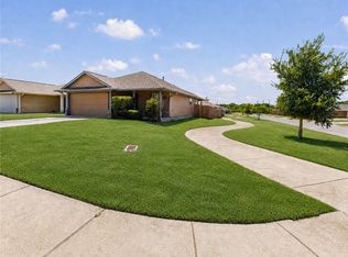 1297 Cottage Grove Cir, Bryan, TX 77801