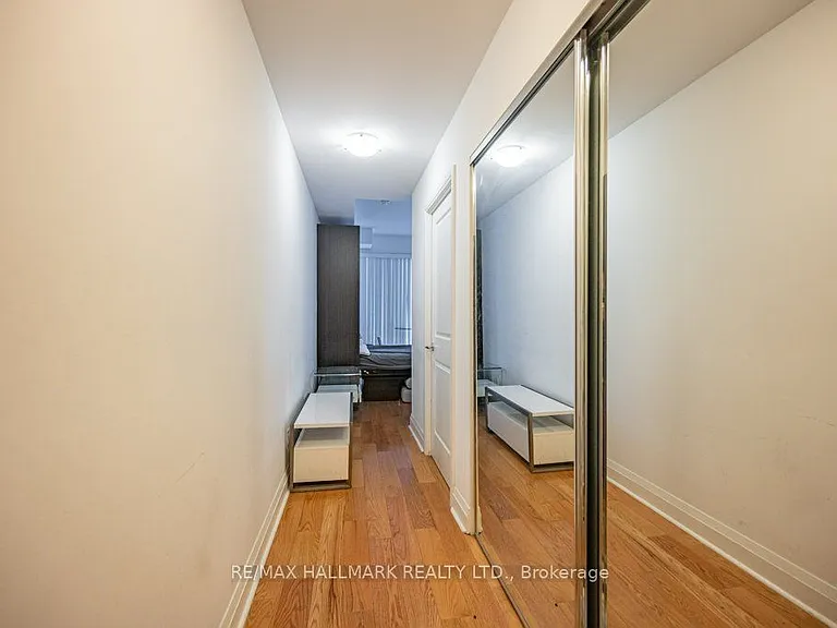 1080 Bay St #1507 — Photo 3