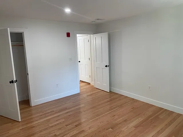 1 bed, 1300 sqft, $2,900 — Photo 3