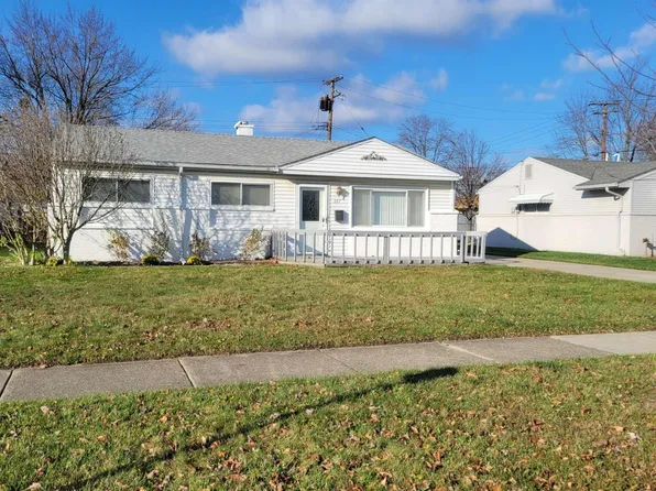 337 Lyons Dr, Troy, MI 48083