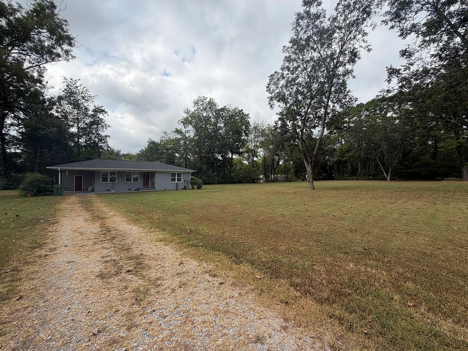 2 bed, 875 sqft, $1,100 — Photo 2